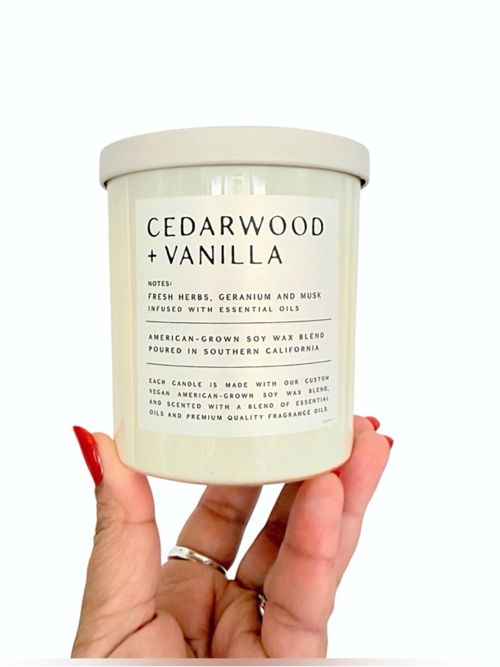 Leoben Company Cedarwood + Vanilla Scented Candle - Cream